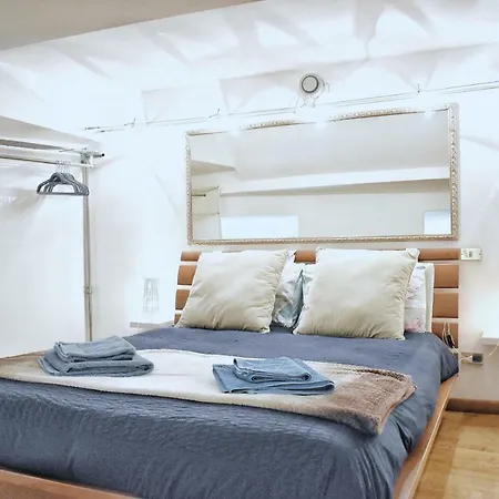 Charming Design Loft Isola Апартаменты Милан