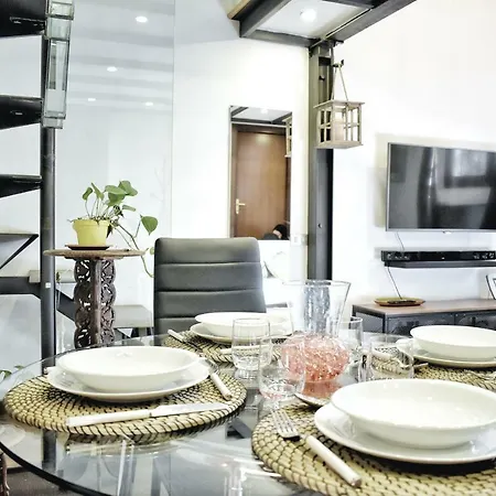 Charming Design Loft Isola Apartment
