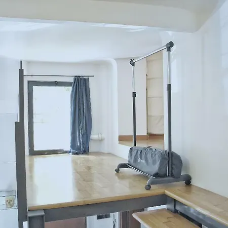 Charming Design Loft Isola Milan